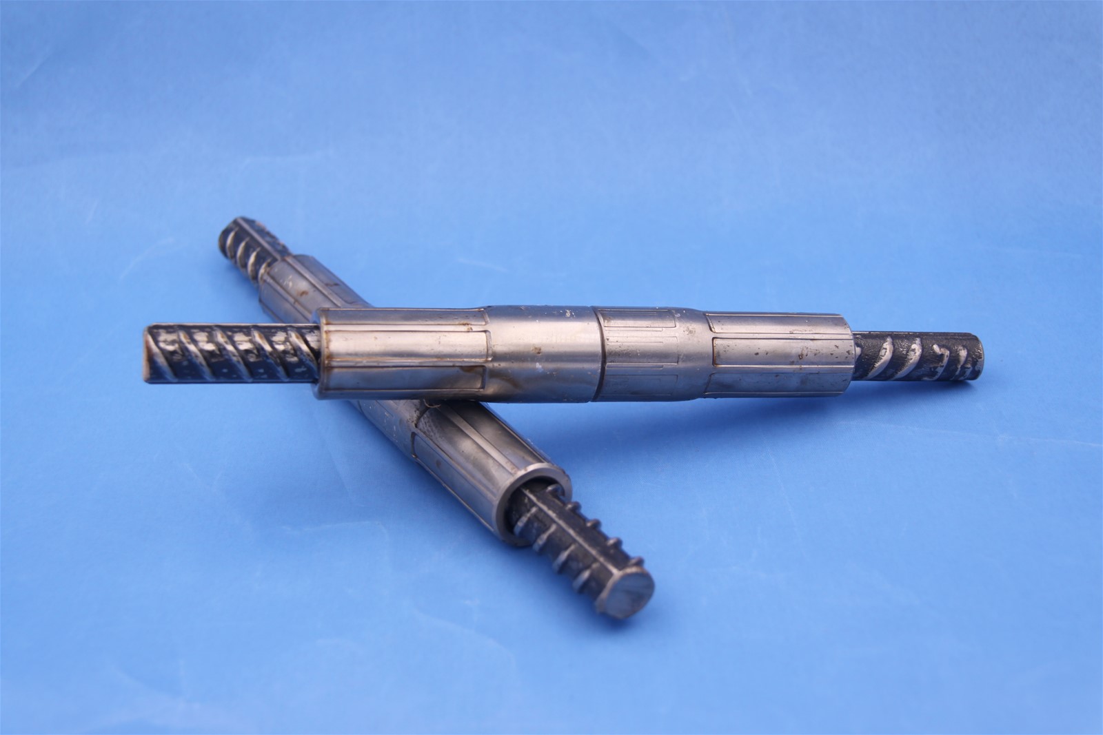 Aleono Rebar Hydraulic-grip Coupler